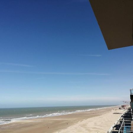 Lovely N° 9 Op Ieder Moment Een Prachtig Zeezicht & Zwembad Middelkerke Εξωτερικό φωτογραφία
